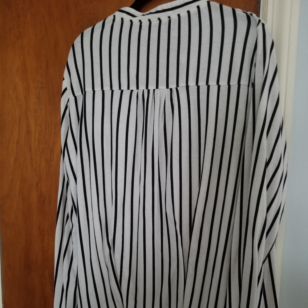 Top - Picture 4 of 5